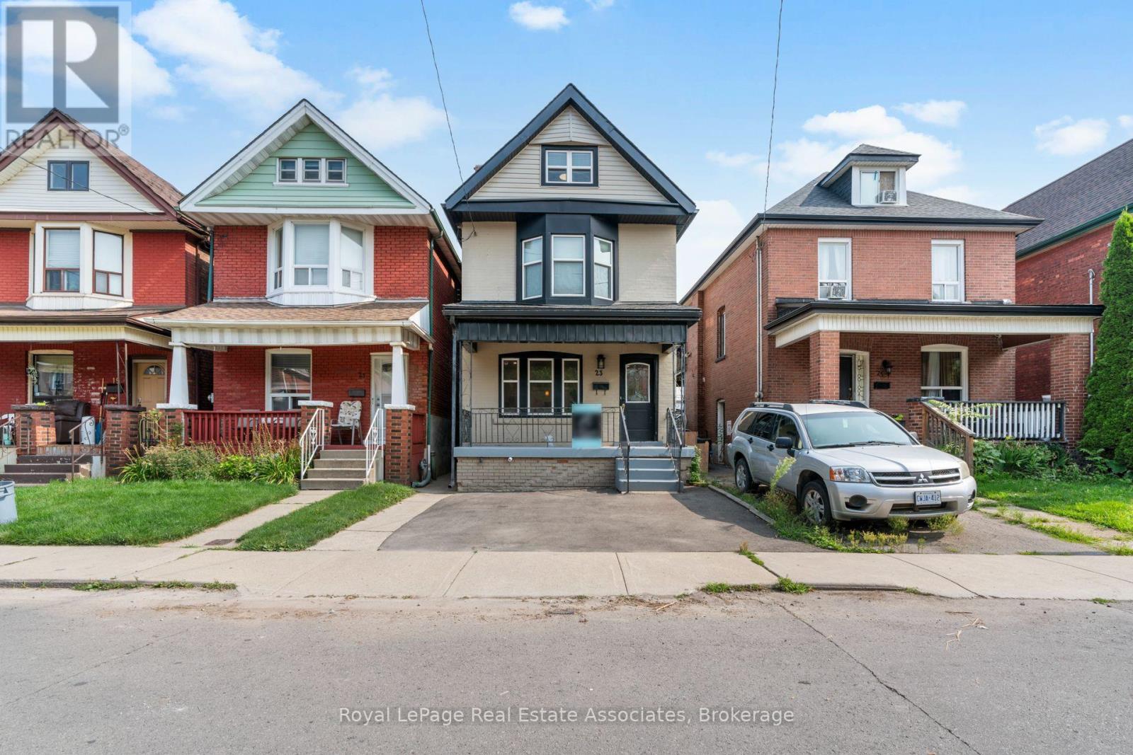 Upper - 23 Somerset Avenue Property Photo 26