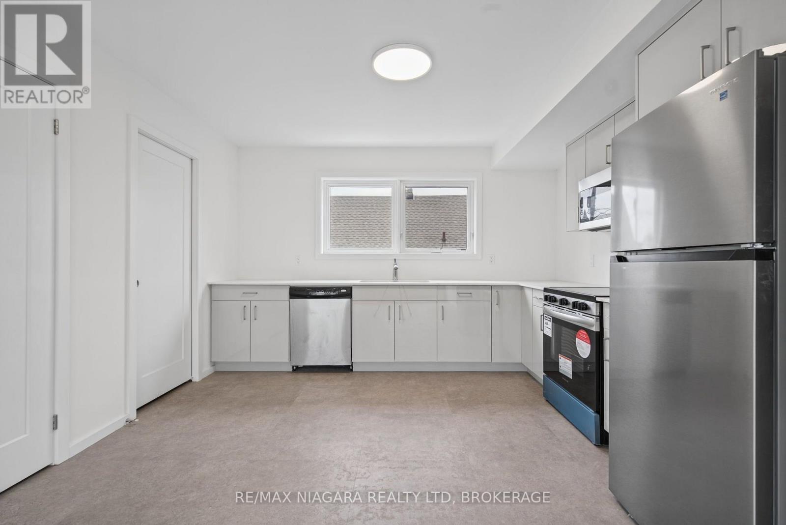 89 Sixth Street Property Photo 23