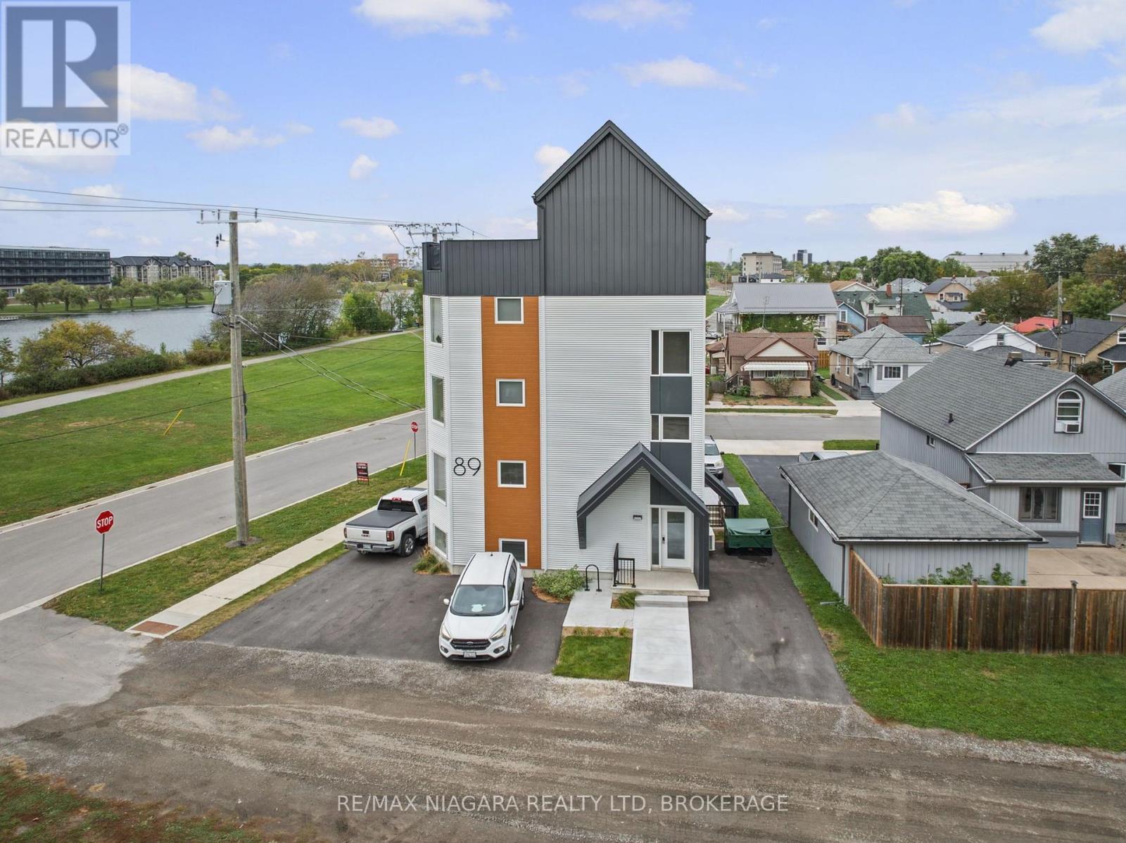 89 Sixth Street Property Photo 6