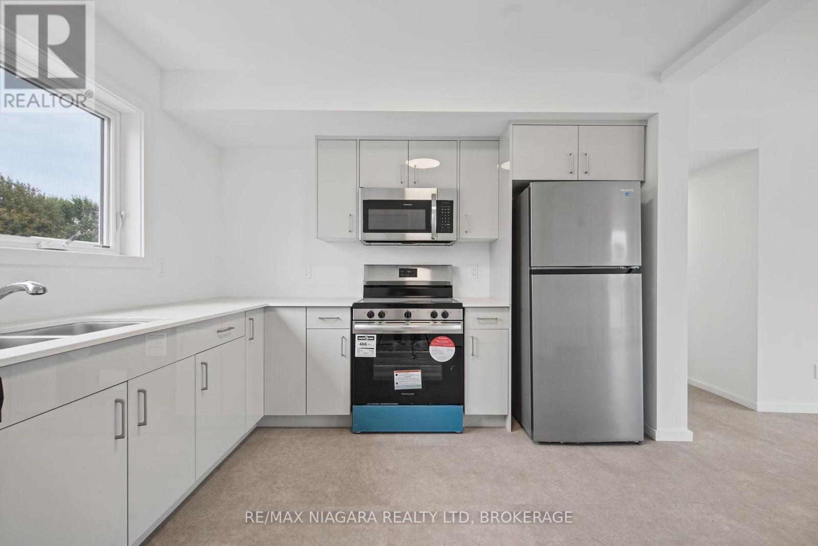 89 Sixth Street Property Photo 19