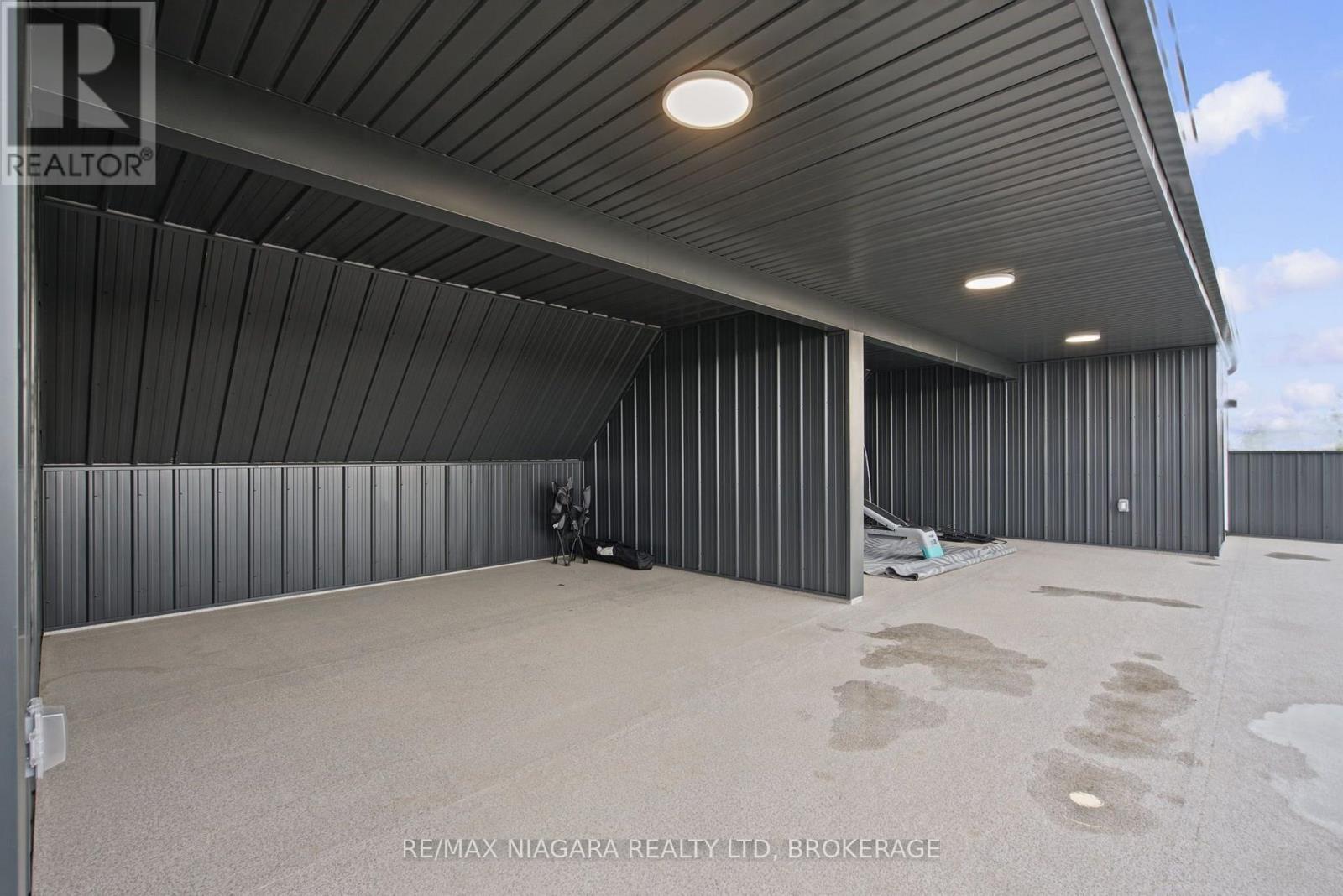89 Sixth Street Property Photo 32