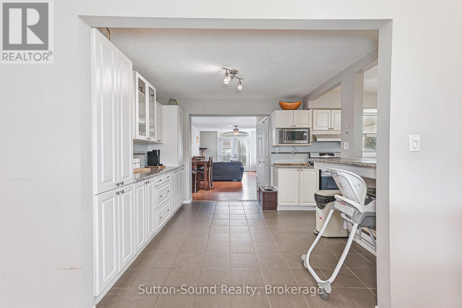 48 Union Street Property Photo 10