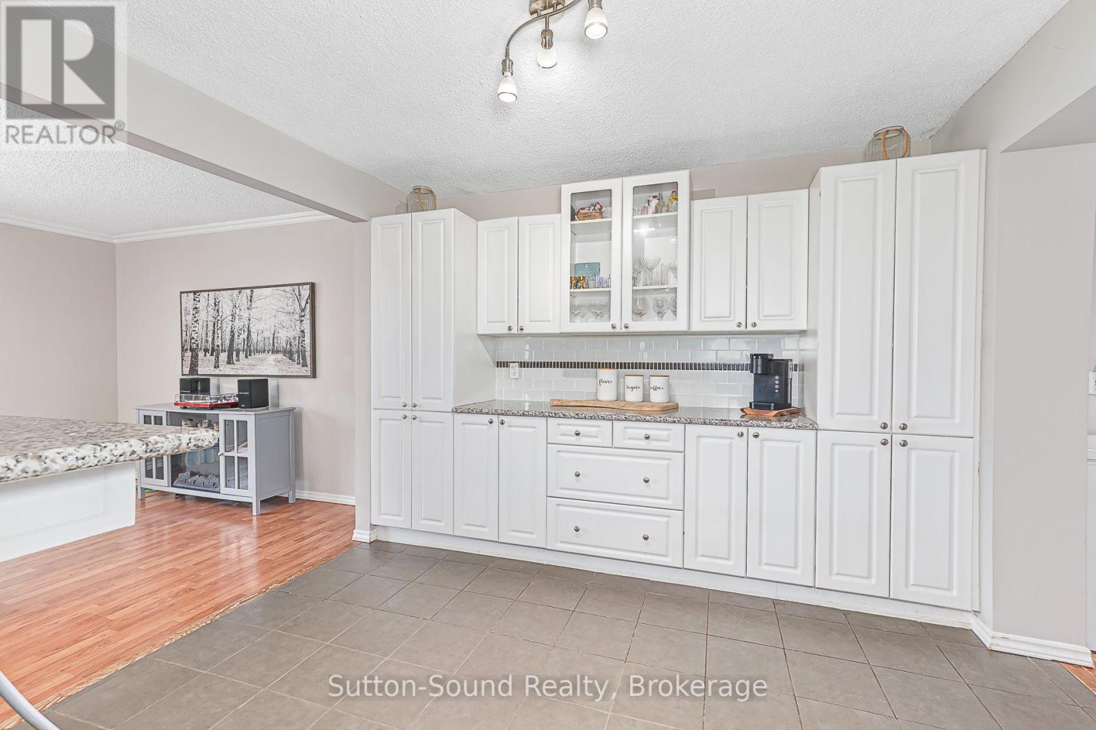 48 Union Street Property Photo 11