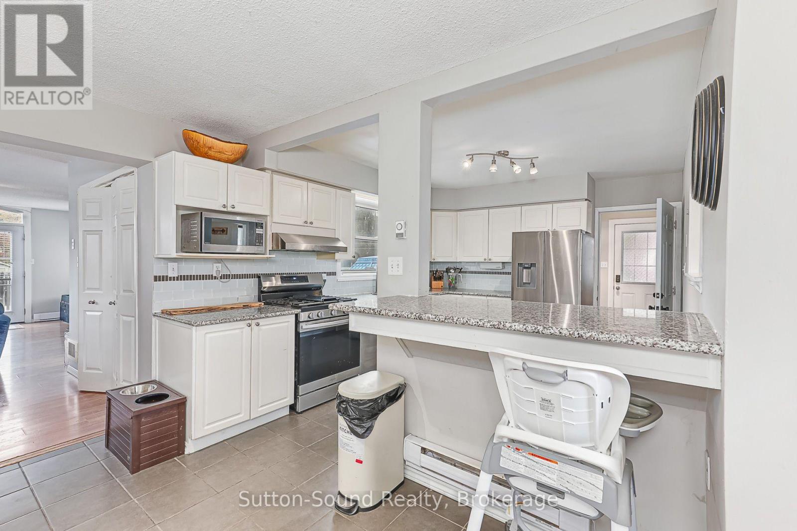 48 Union Street Property Photo 12
