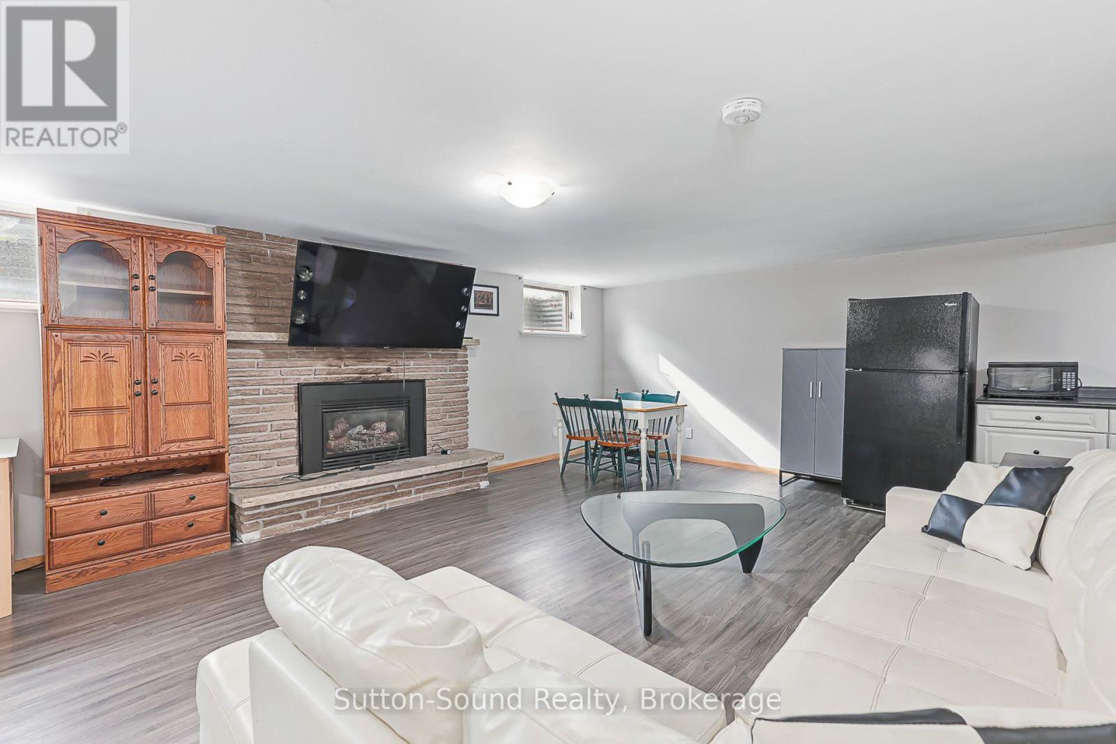 48 Union Street Property Photo 31