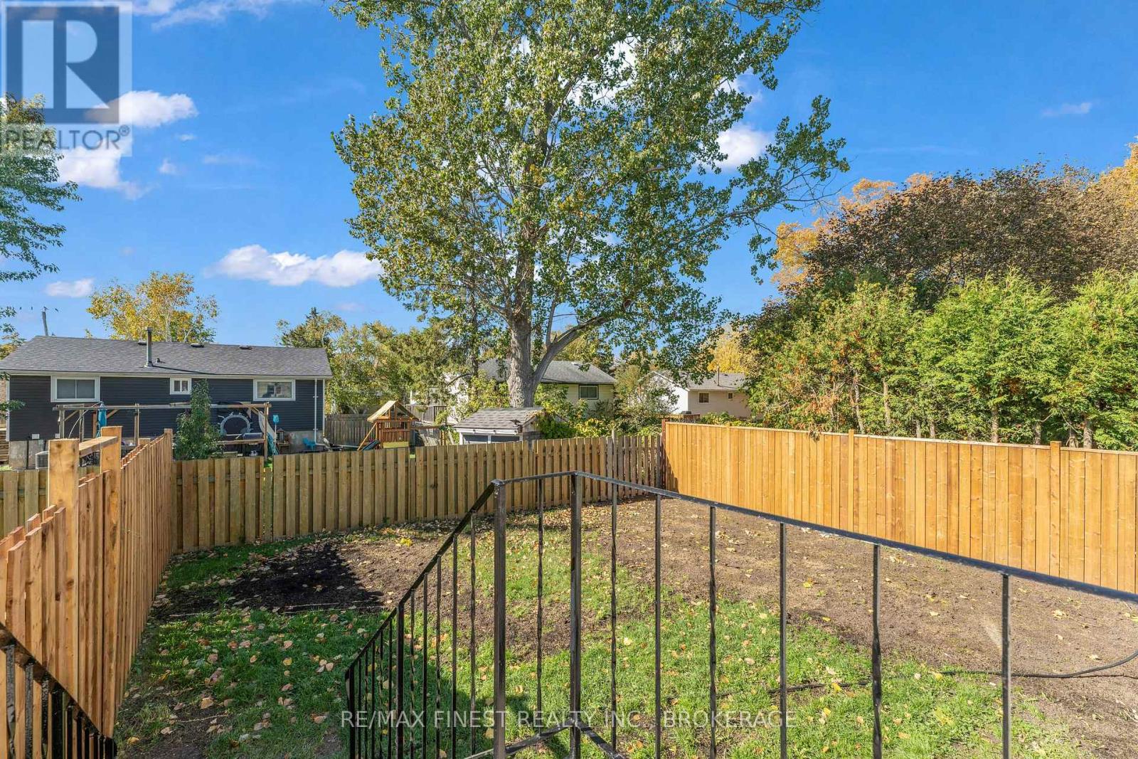 1600 Anne Street Property Photo 21