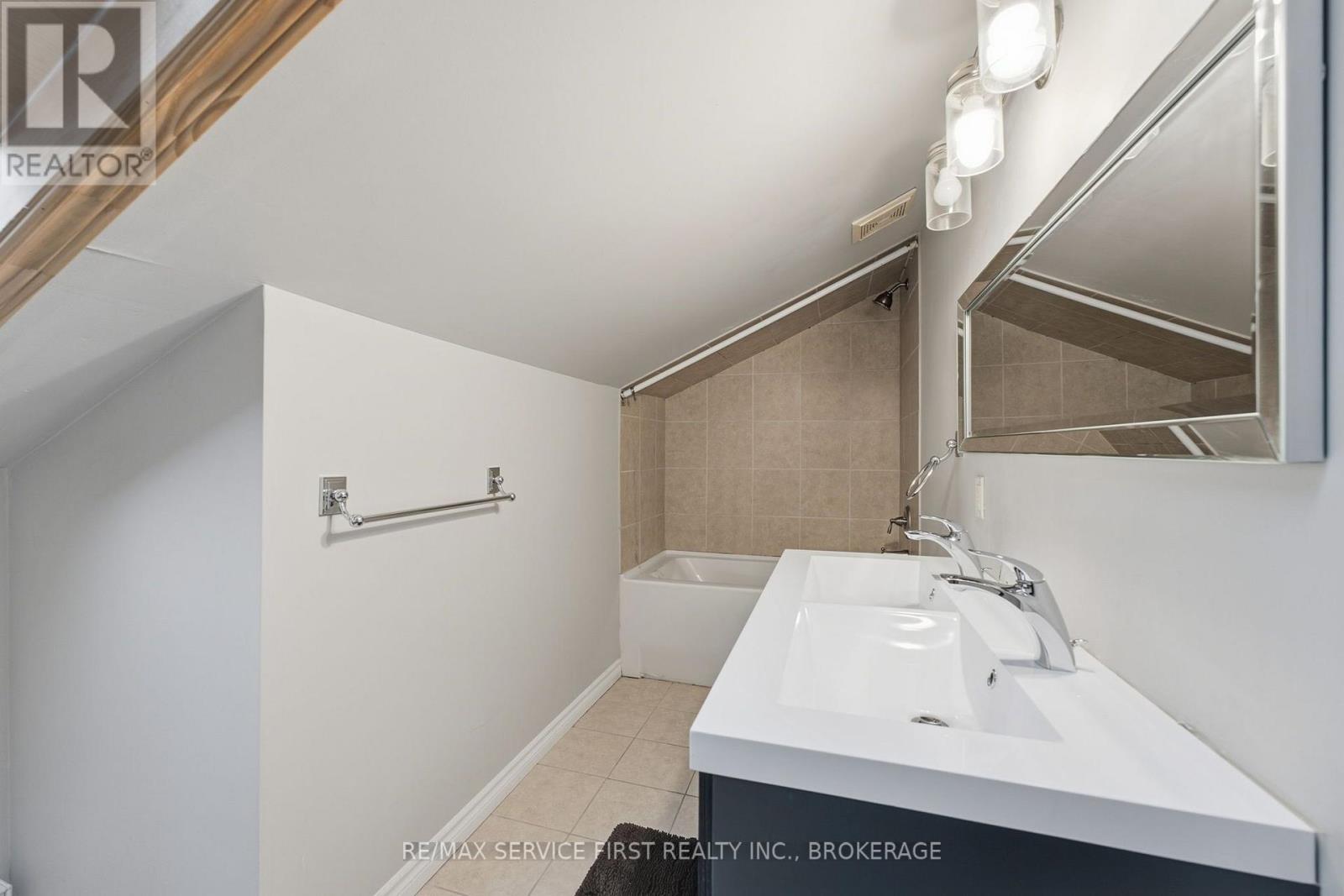 94 Sydenham Street Property Photo 16