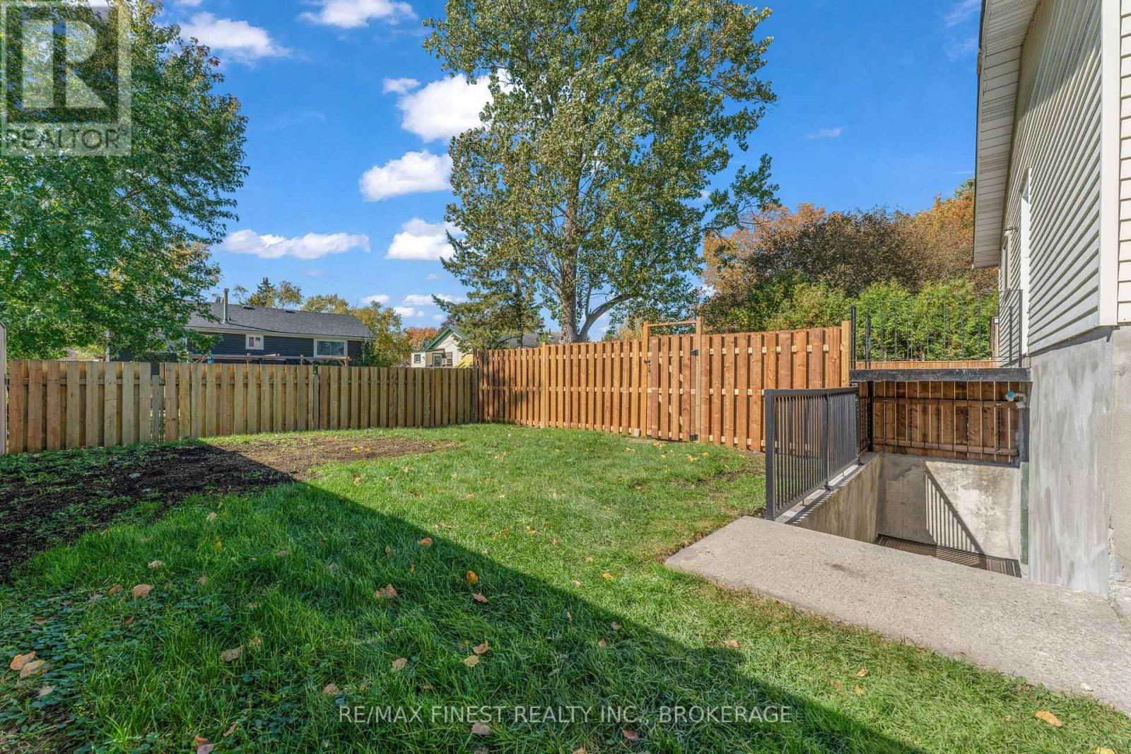 1600a Anne Street Property Photo 40
