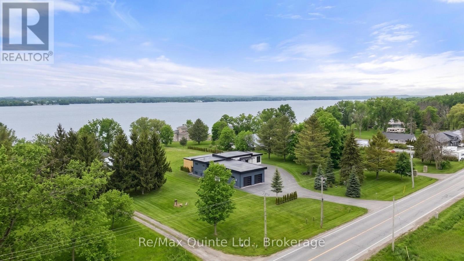 2528 County Road 3 Property Photo 1
