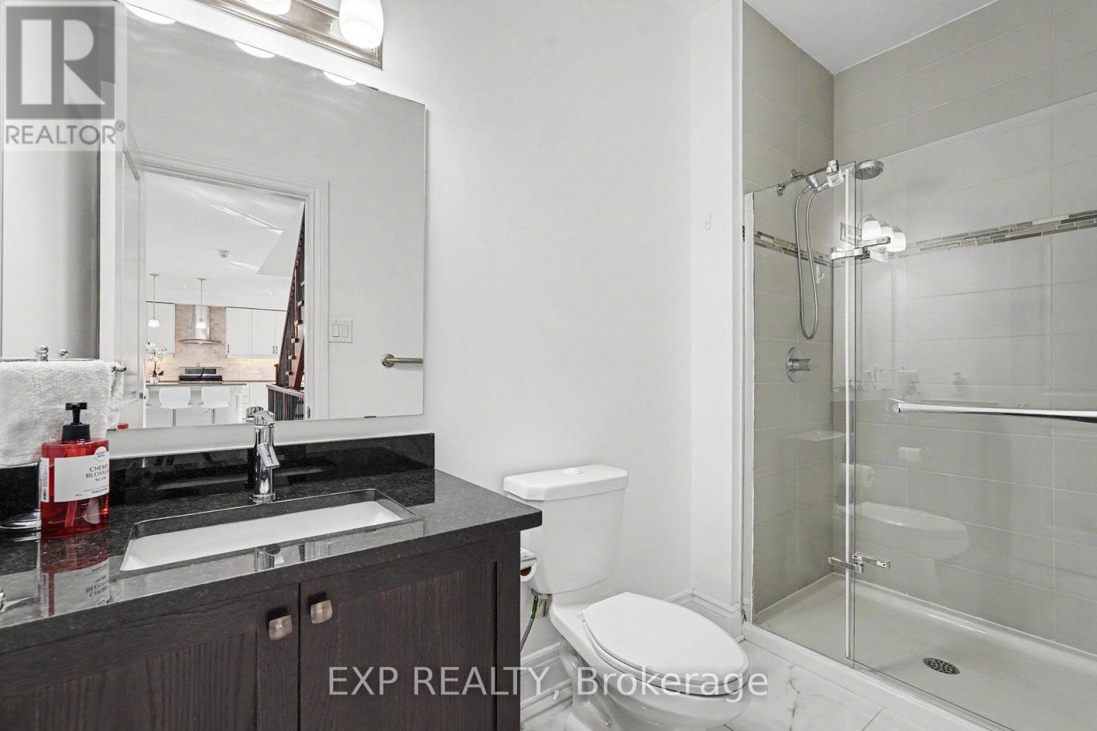 529 Peerless Street Property Photo 13