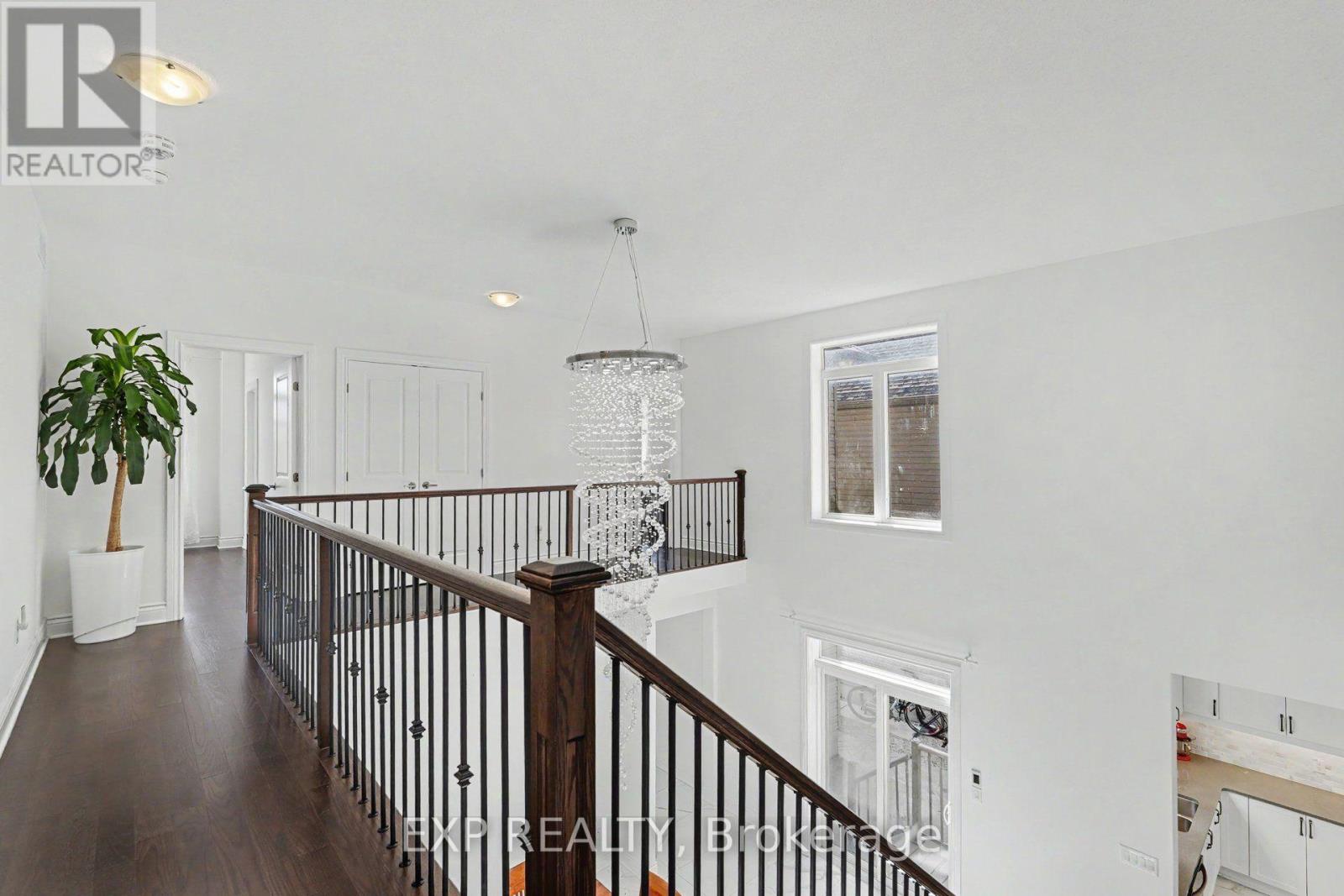 529 Peerless Street Property Photo 17
