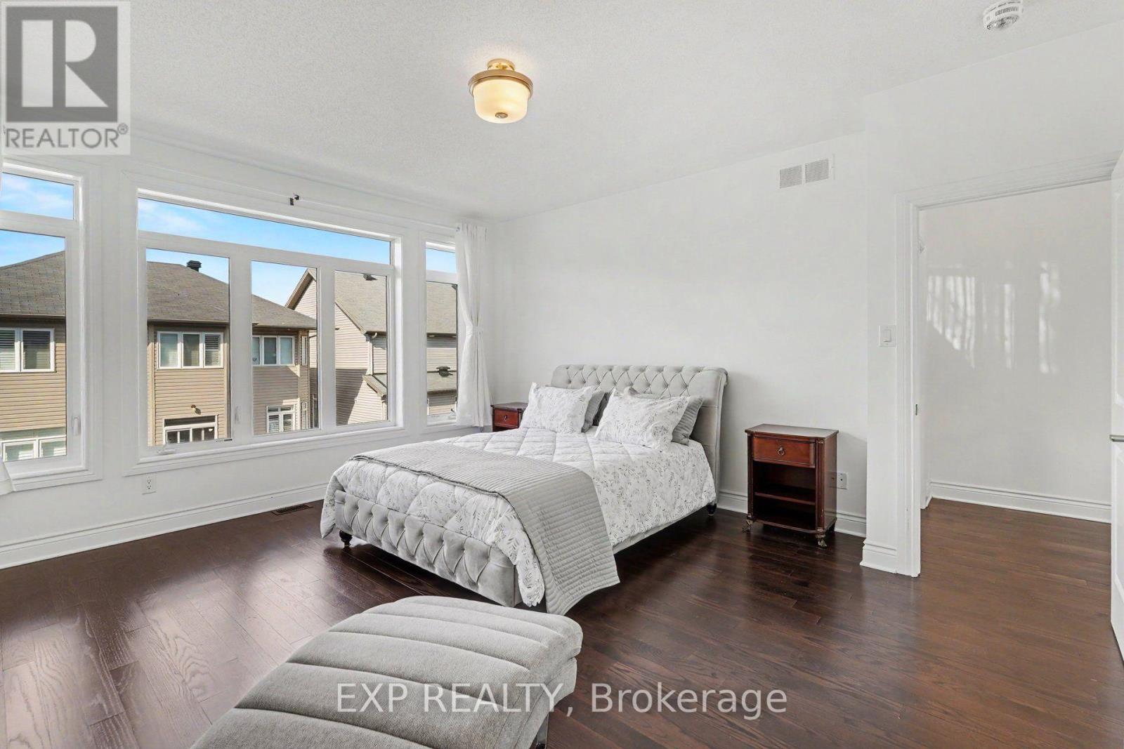529 Peerless Street Property Photo 18