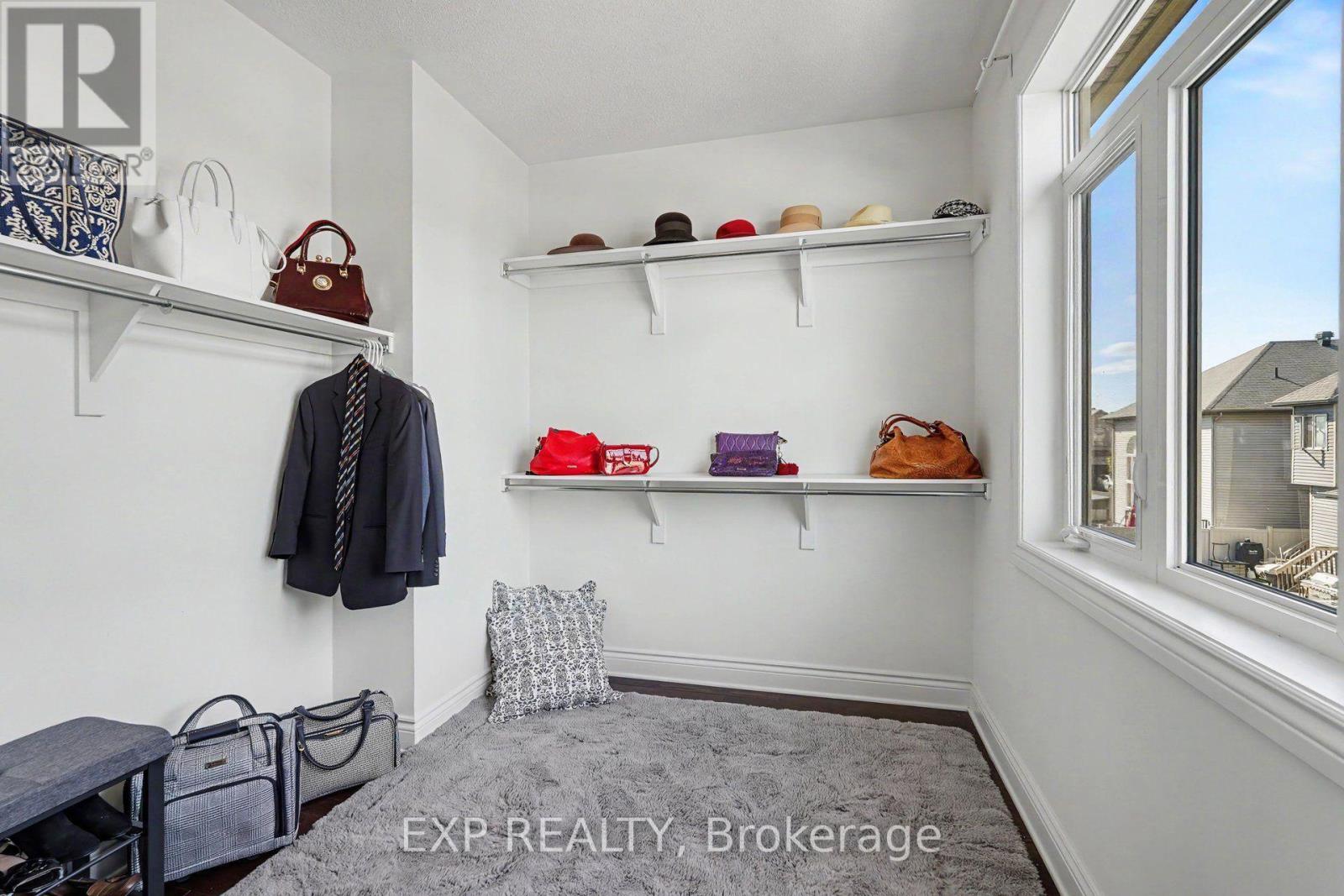 529 Peerless Street Property Photo 19