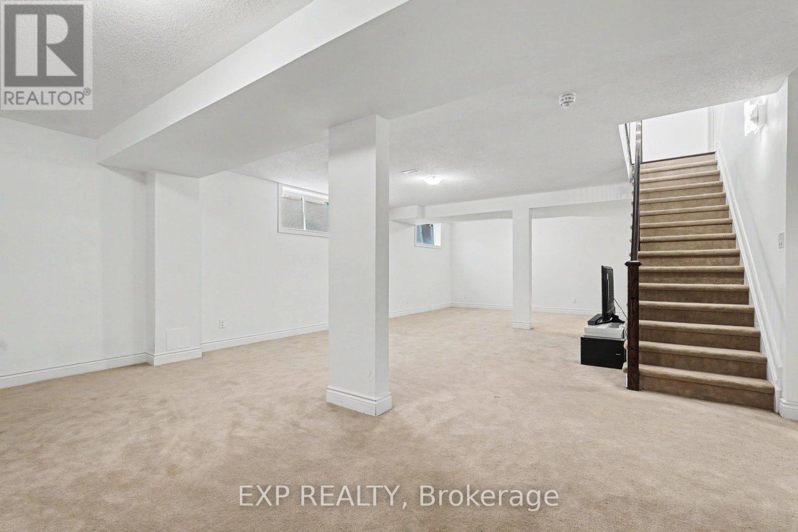 529 Peerless Street Property Photo 29