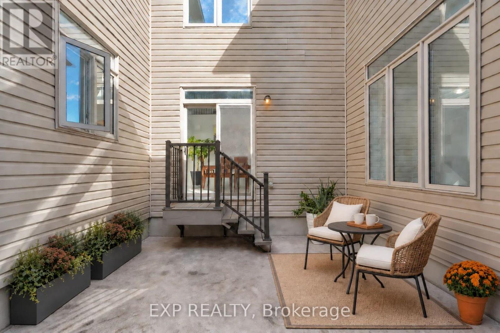 529 Peerless Street Property Photo 42