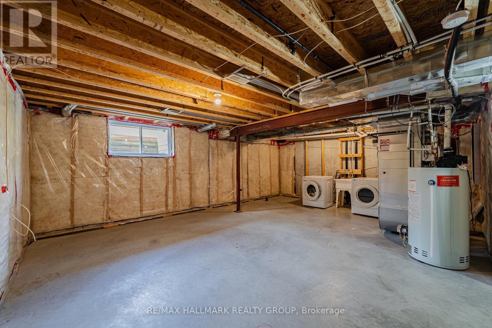 112 Akita Walk Property Photo 25