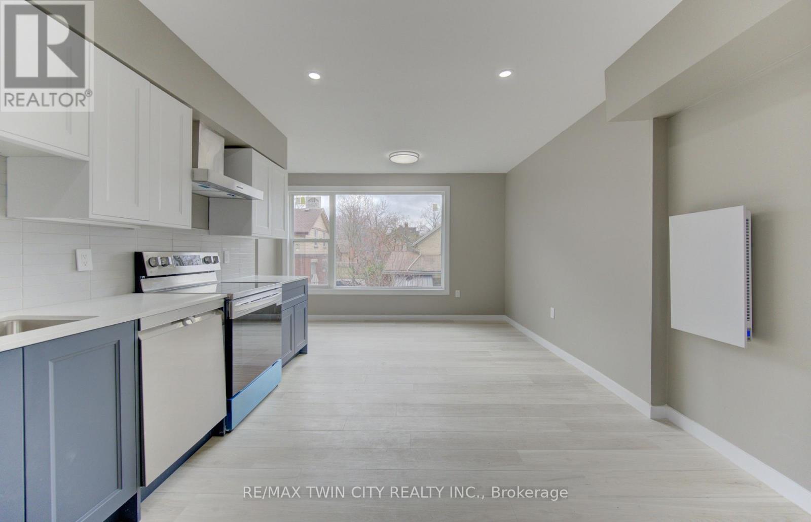 67 Louisa Street Property Photo 5