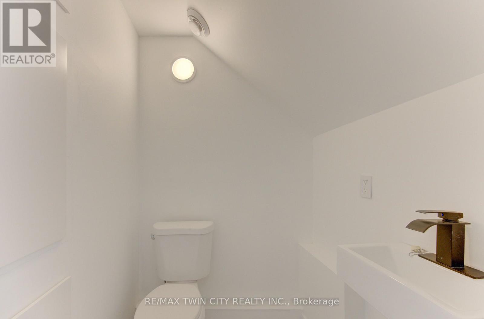 67 Louisa Street Property Photo 35
