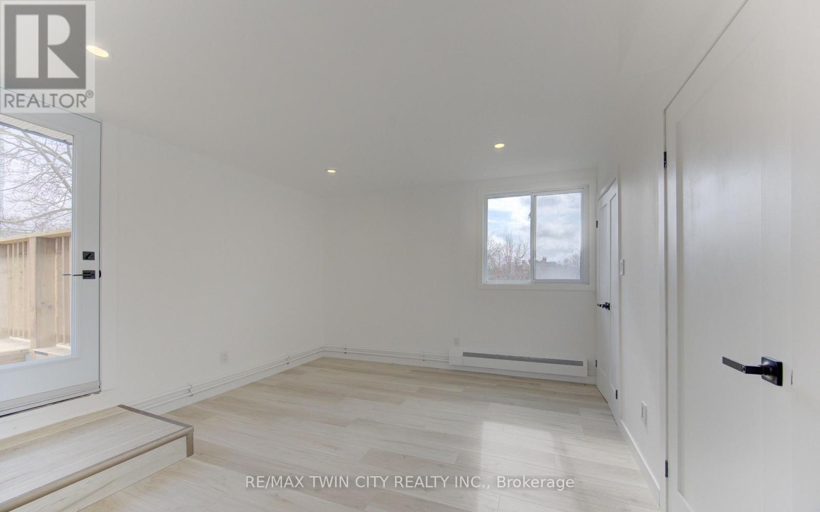 67 Louisa Street Property Photo 38
