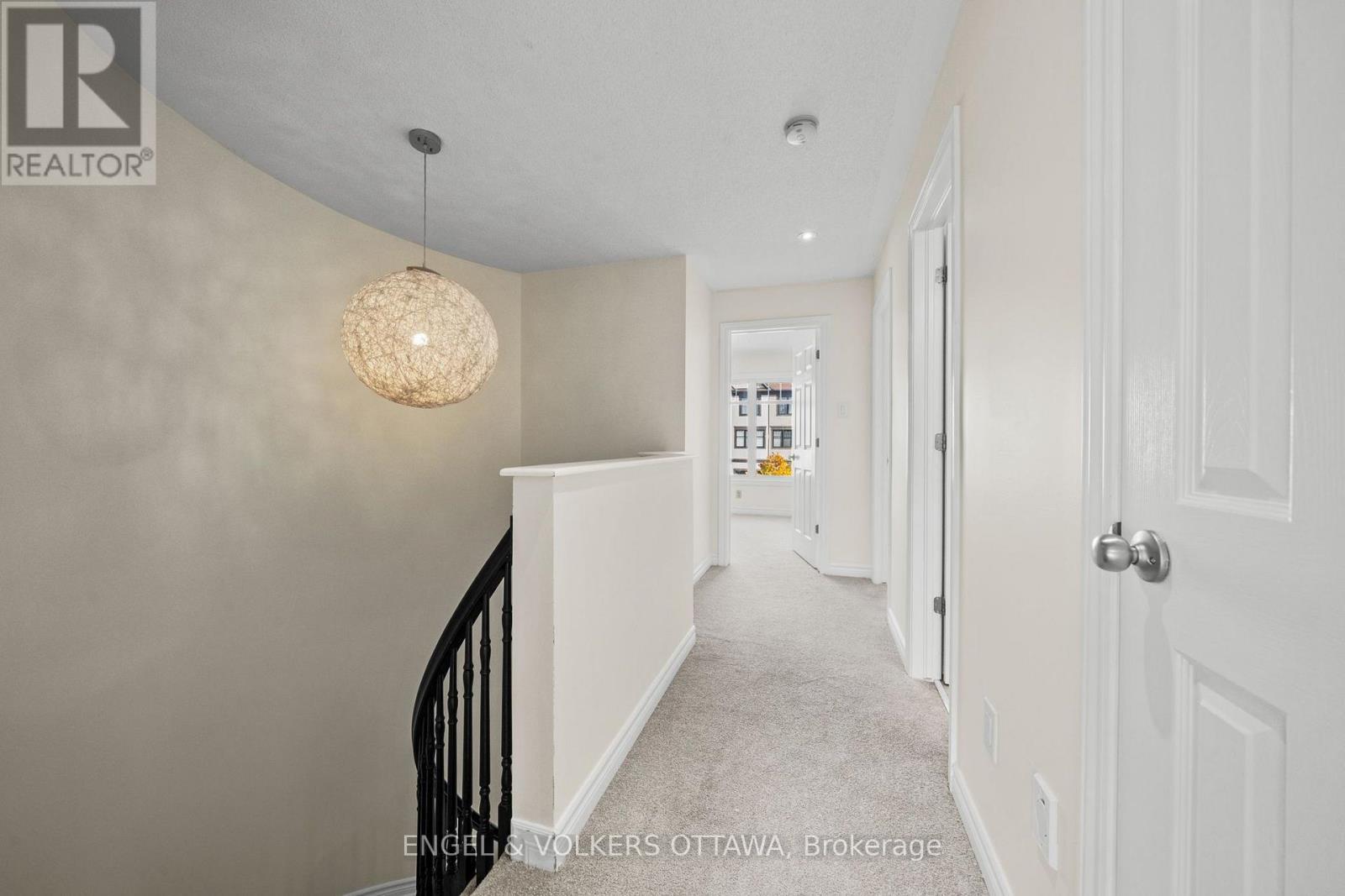 561 Petrichor Crescent Property Photo 7