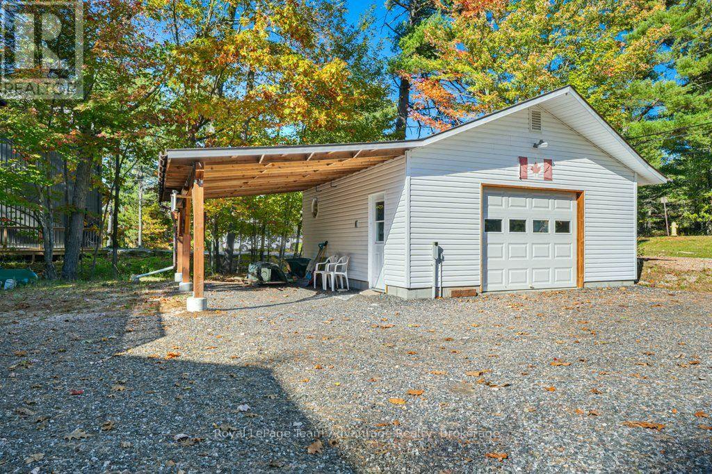 48 Hammel Avenue Property Photo 3