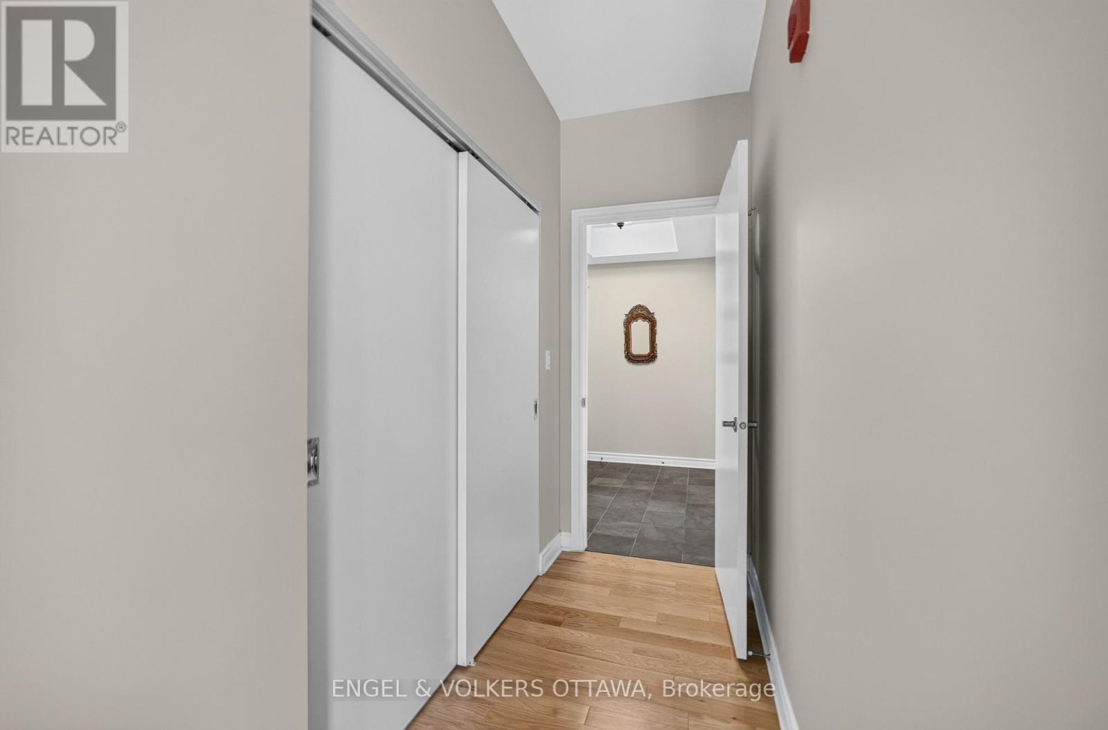 703 - 401 Golden Avenue Property Photo 33