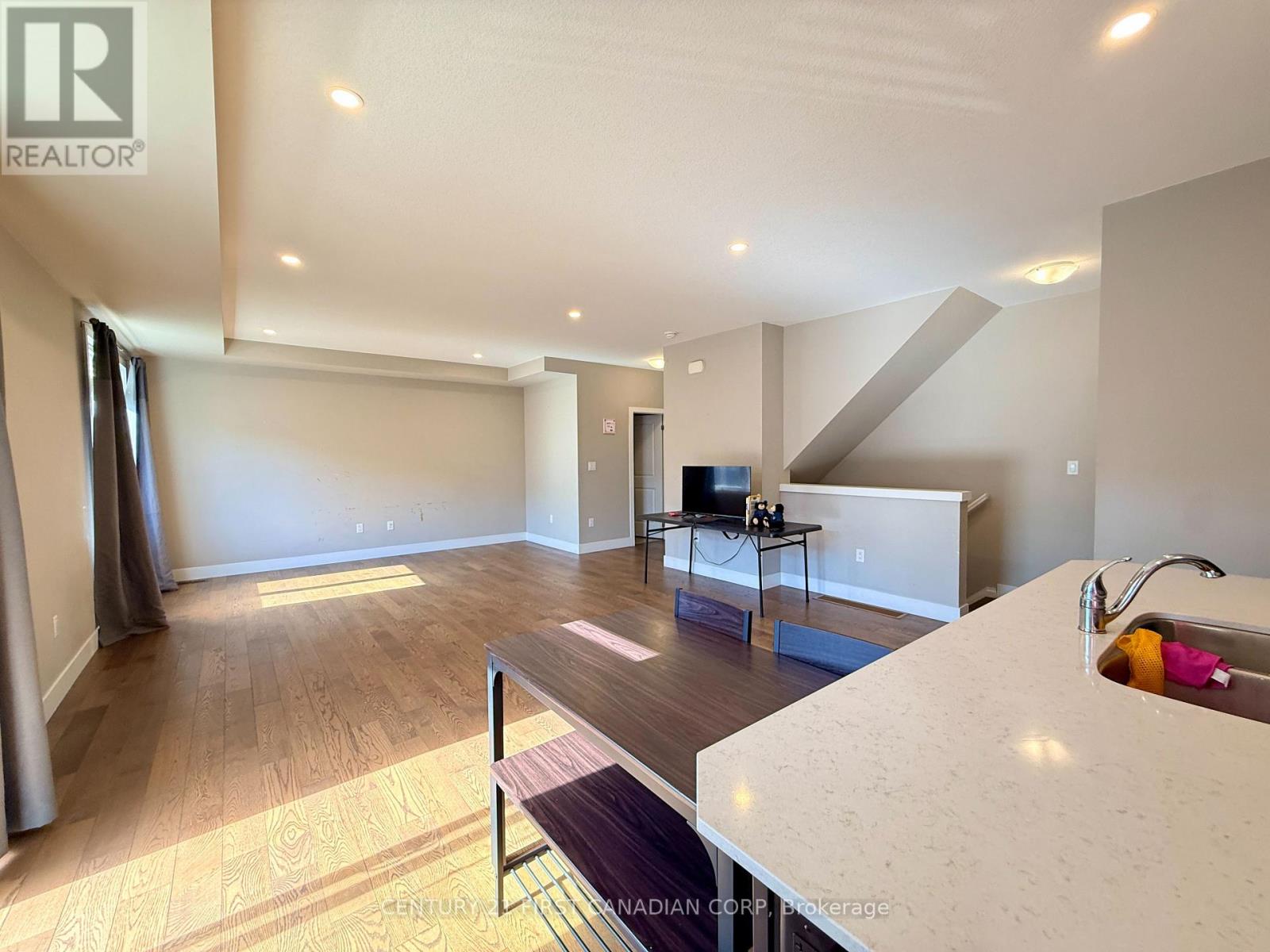 40 - 1960 Dalmagarry Road Property Photo 11