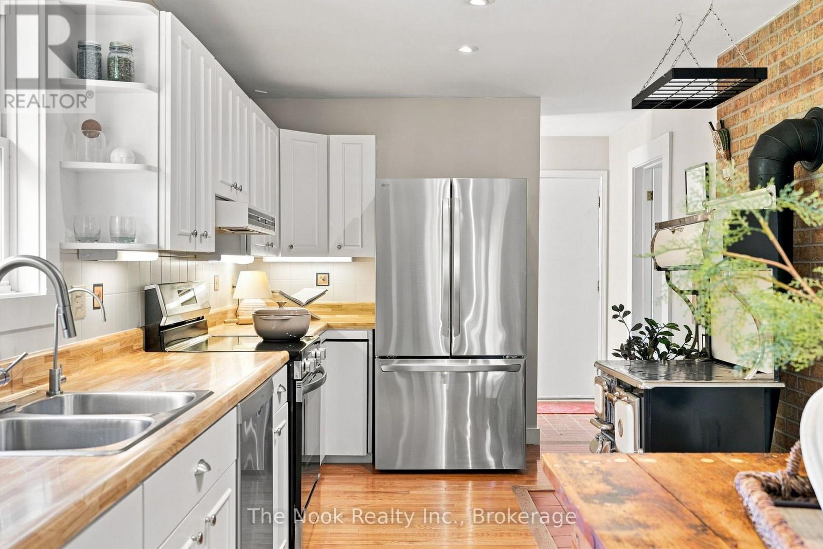 820 Rahmel Road Property Photo 12