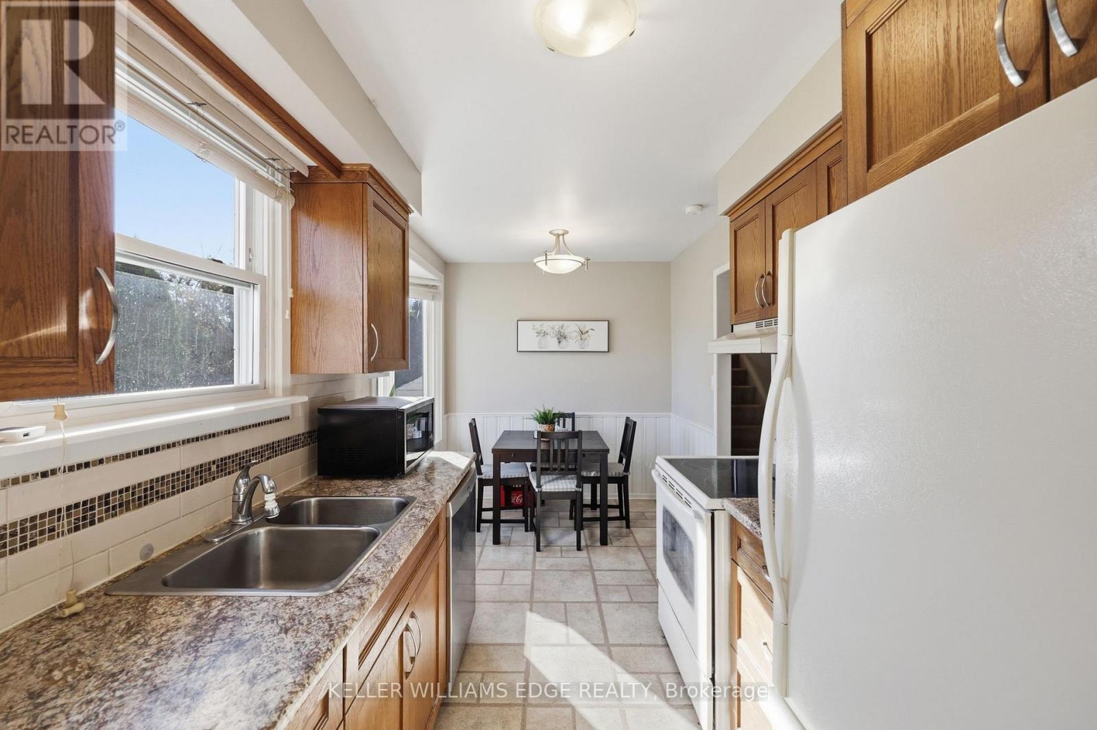 111 Tupper Drive Property Photo 6
