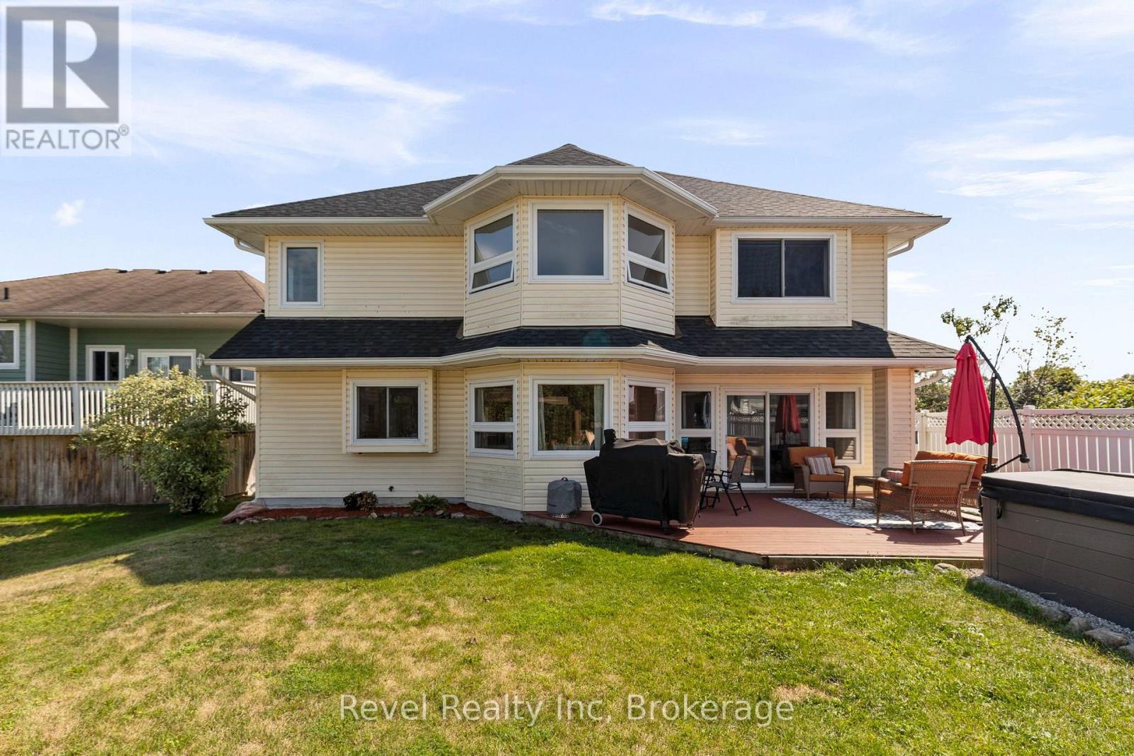 5 Avery Court Property Photo 2