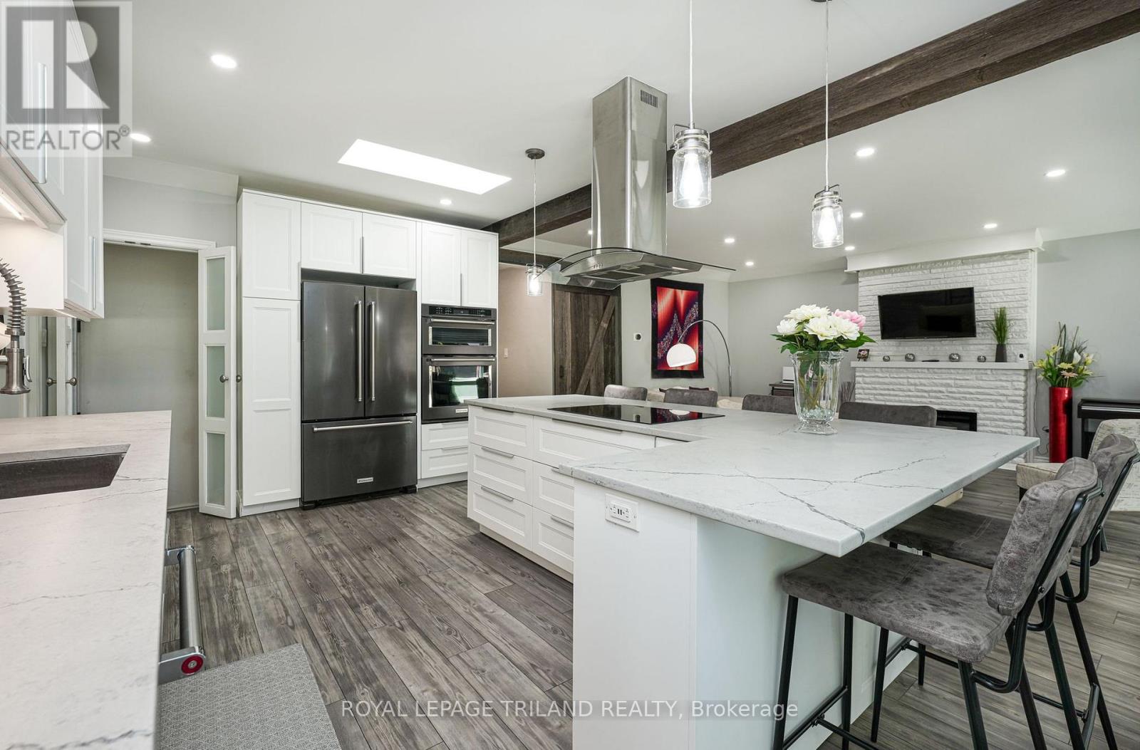 351 Reynolds Road Property Photo 12