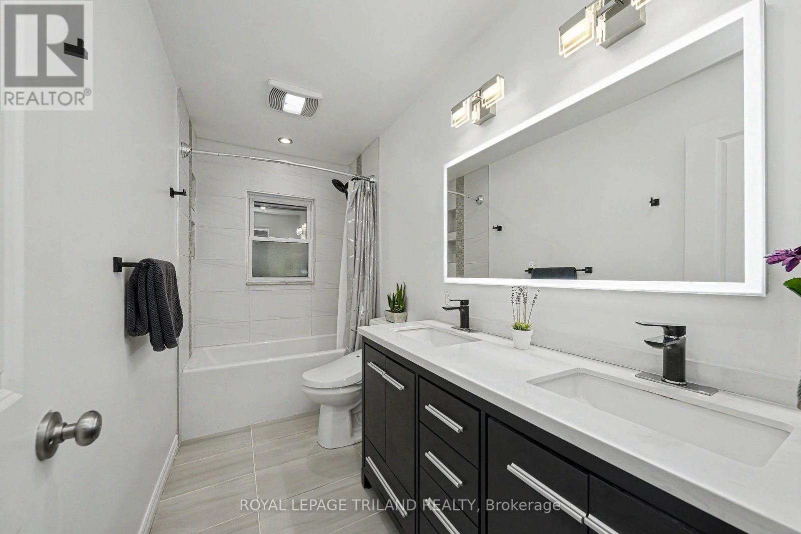 351 Reynolds Road Property Photo 20