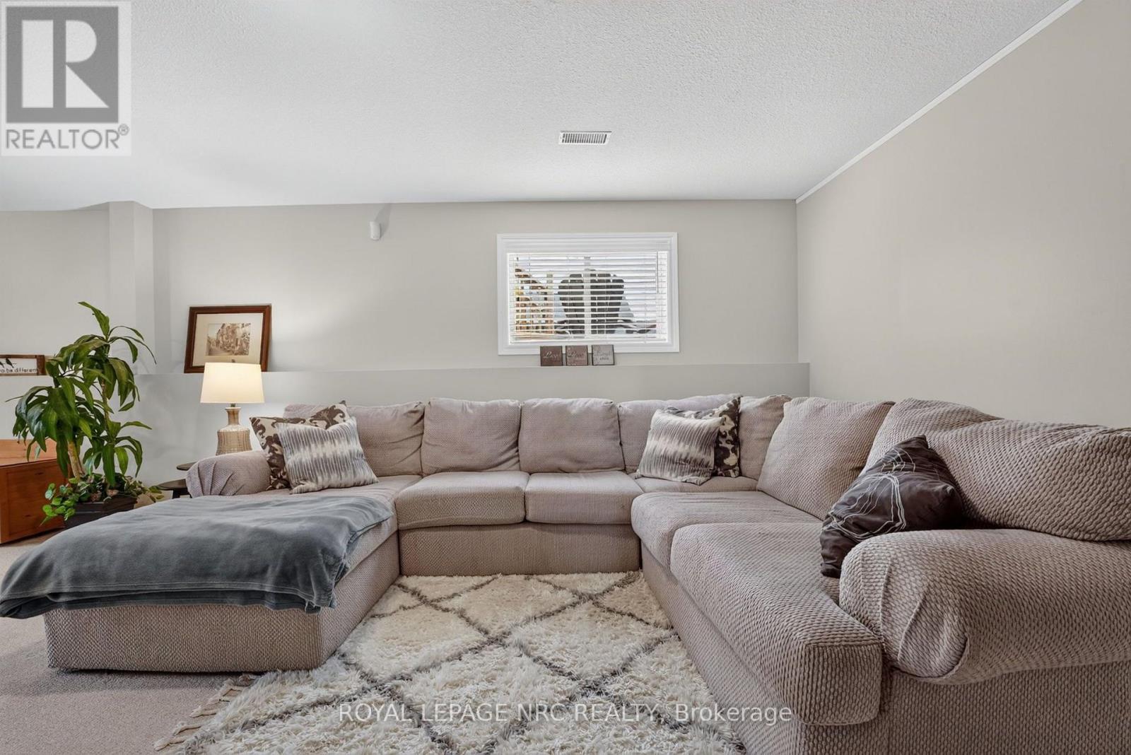 3584 Carver Street Property Photo 21