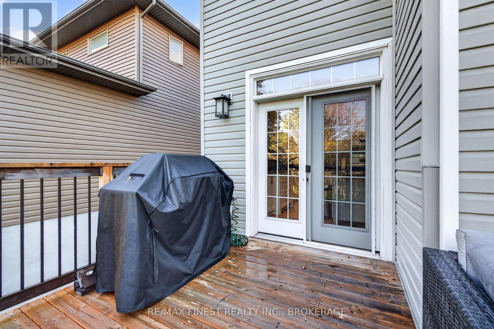 589 Fieldstone Drive Property Photo 37