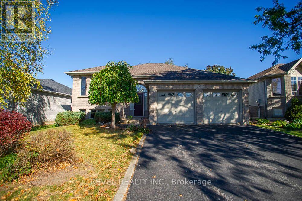 16 BRADBURY CRESCENT Property Photo 1