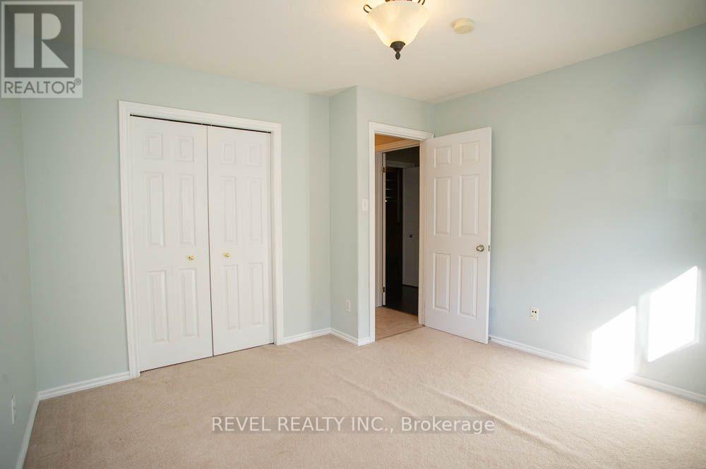 16 Bradbury Crescent Property Photo 17