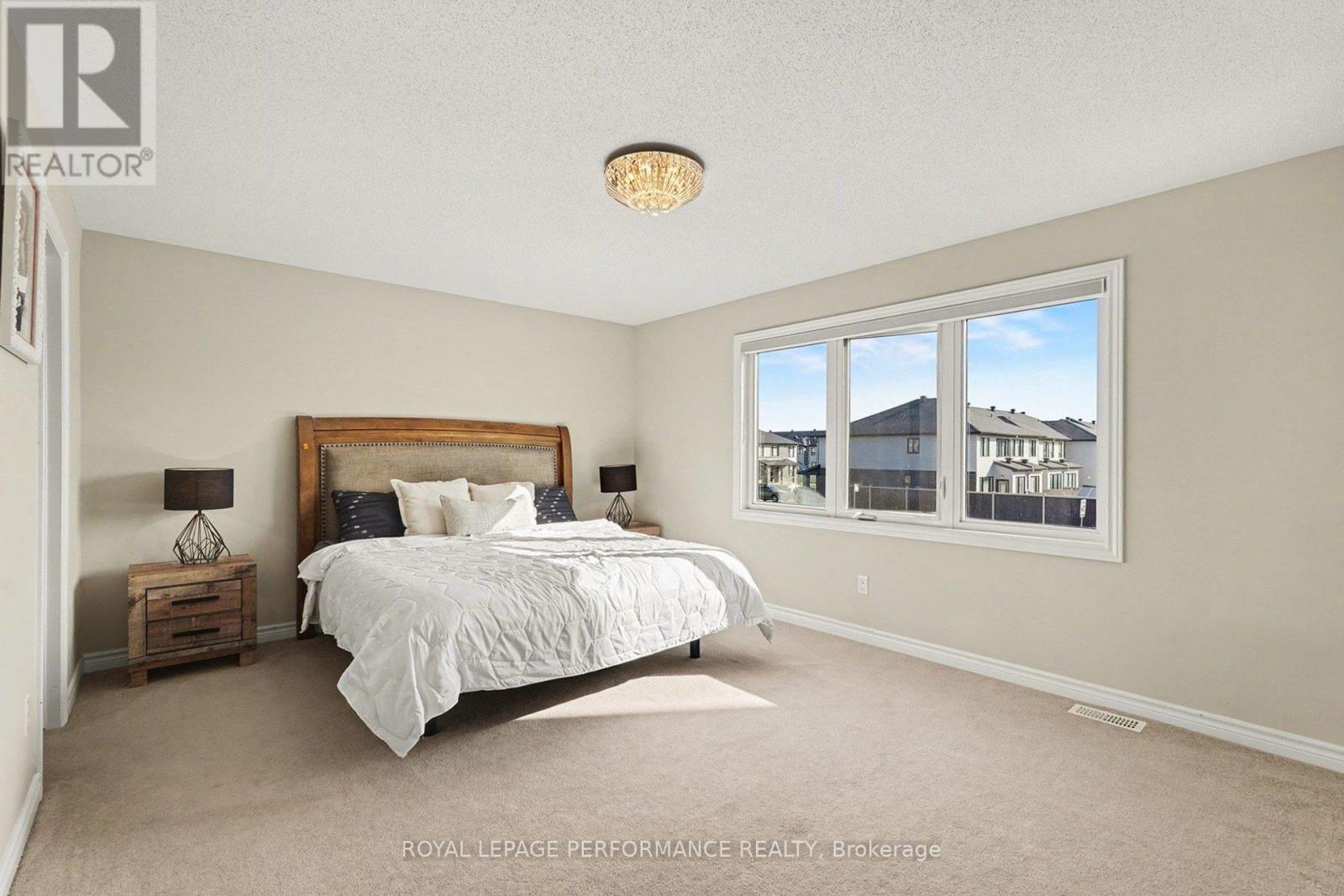 504 Yellow Birch Street Property Photo 18