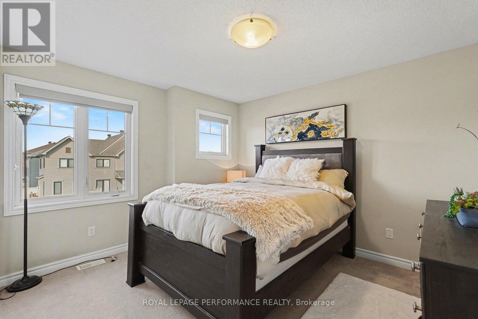 504 Yellow Birch Street Property Photo 23