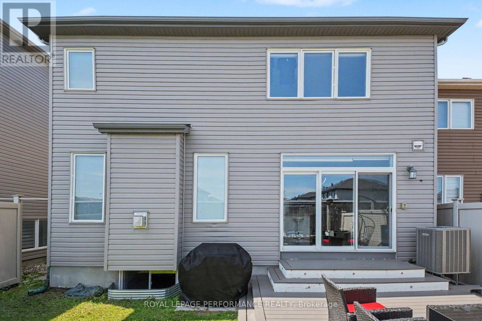 504 Yellow Birch Street Property Photo 36