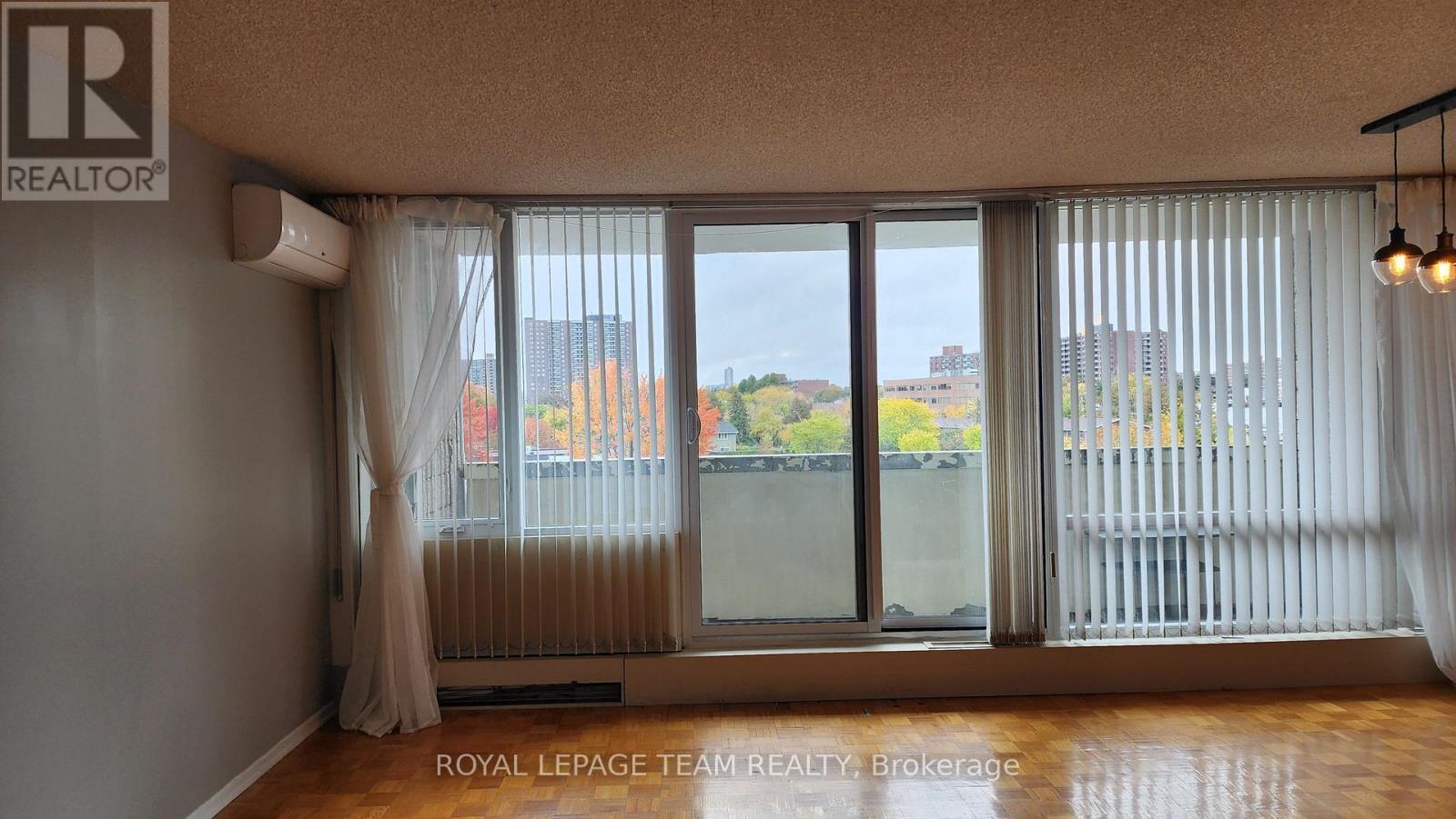 404 - 2625 Regina Street Property Photo 7