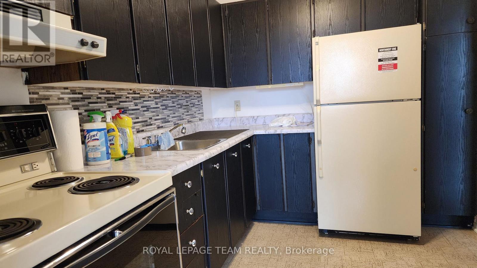 404 - 2625 Regina Street Property Photo 8