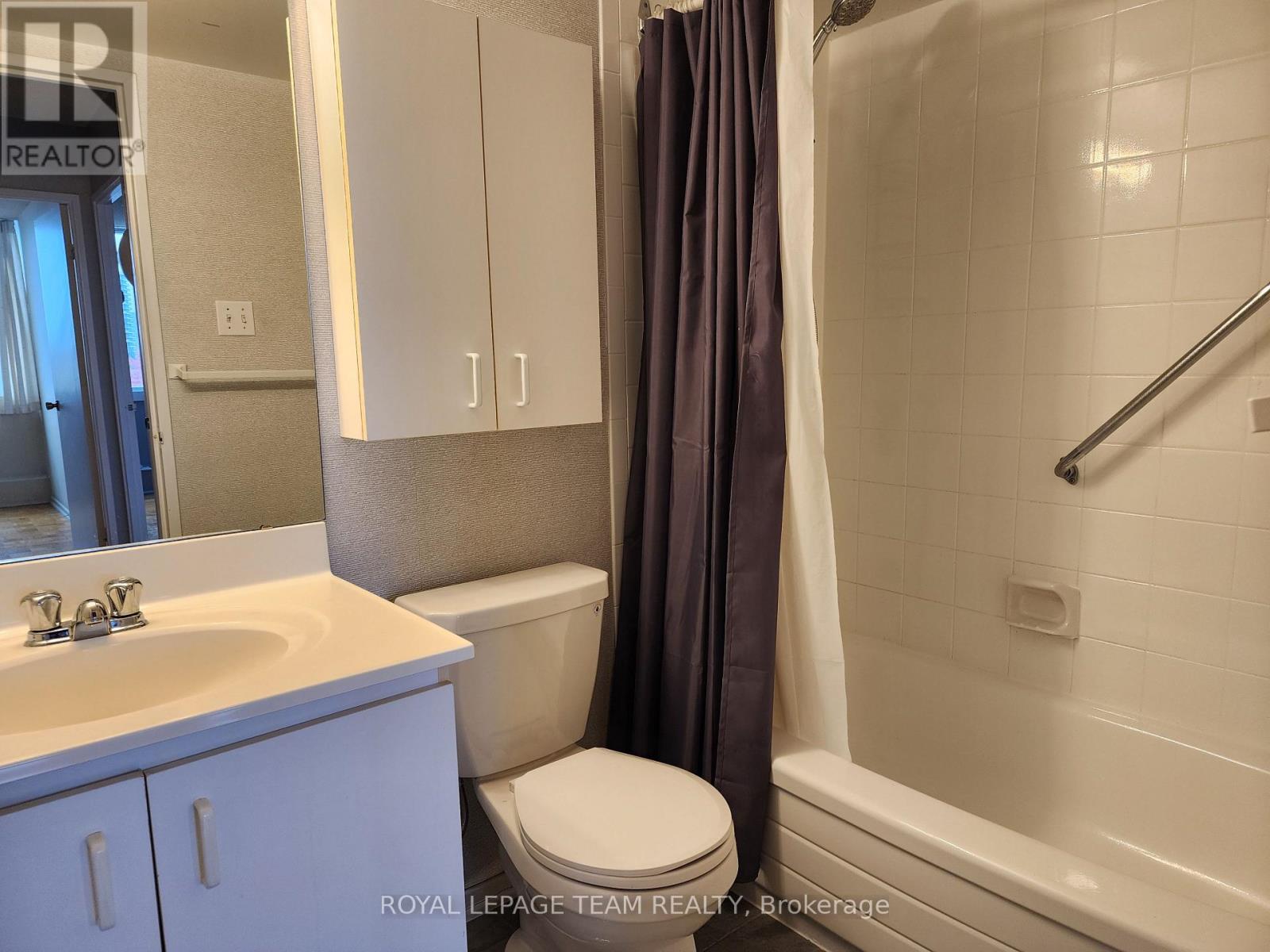 404 - 2625 Regina Street Property Photo 10