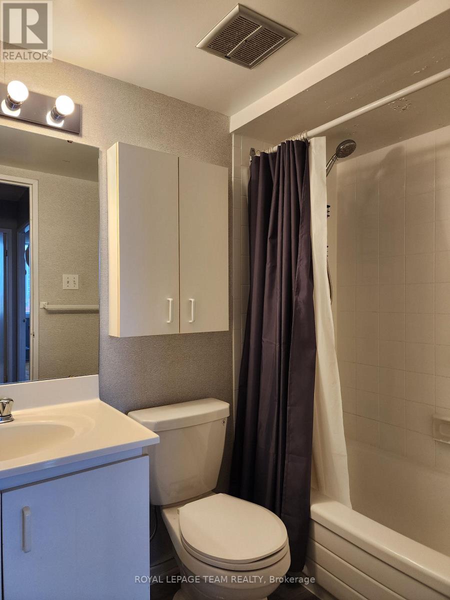 404 - 2625 Regina Street Property Photo 11
