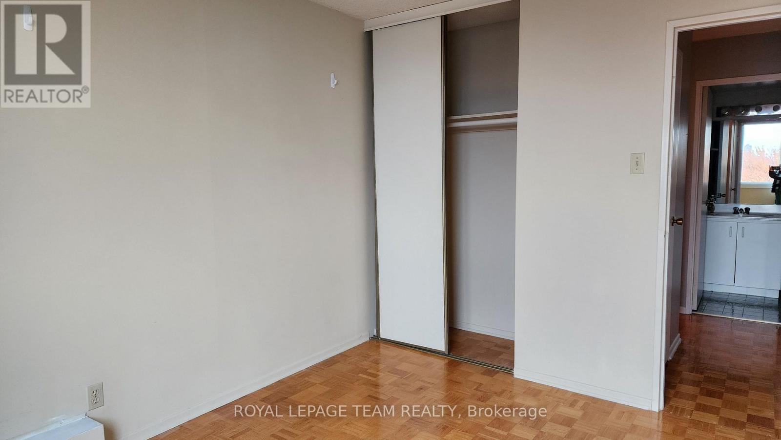 404 - 2625 Regina Street Property Photo 16