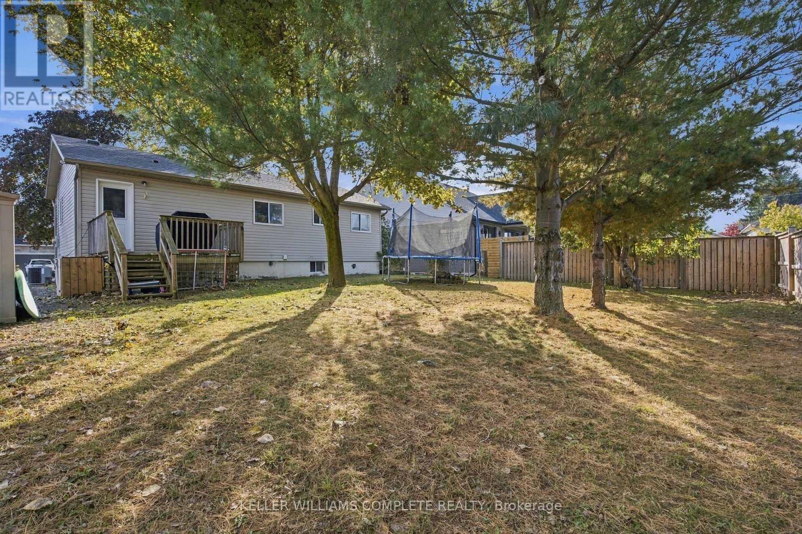 61 Prospect Point Road N Property Photo 27