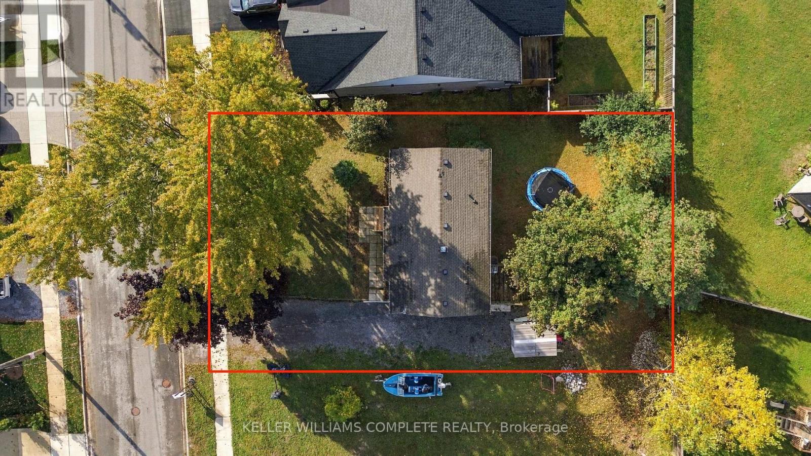 61 Prospect Point Road N Property Photo 32
