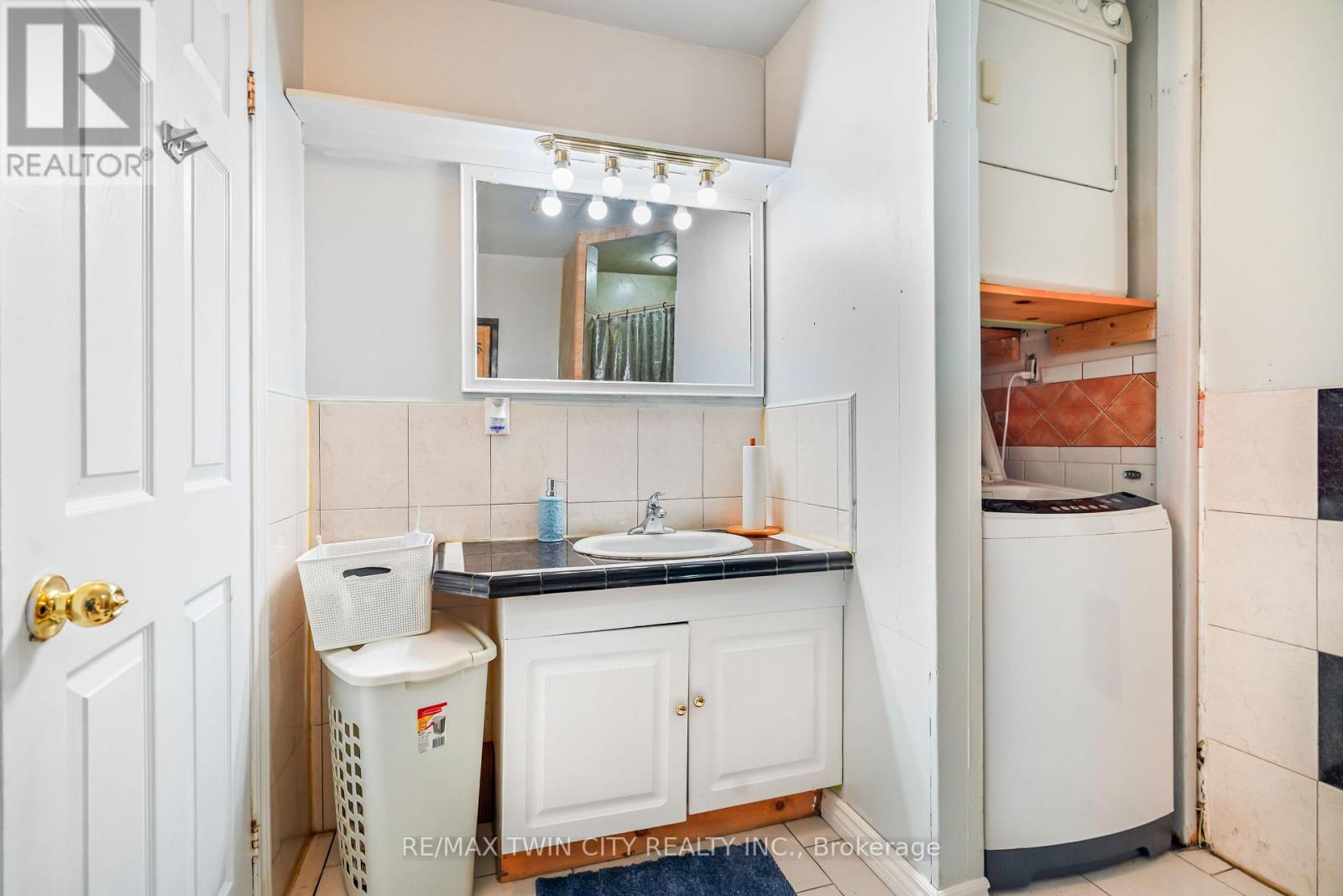 142 Marlborough Street Property Photo 24