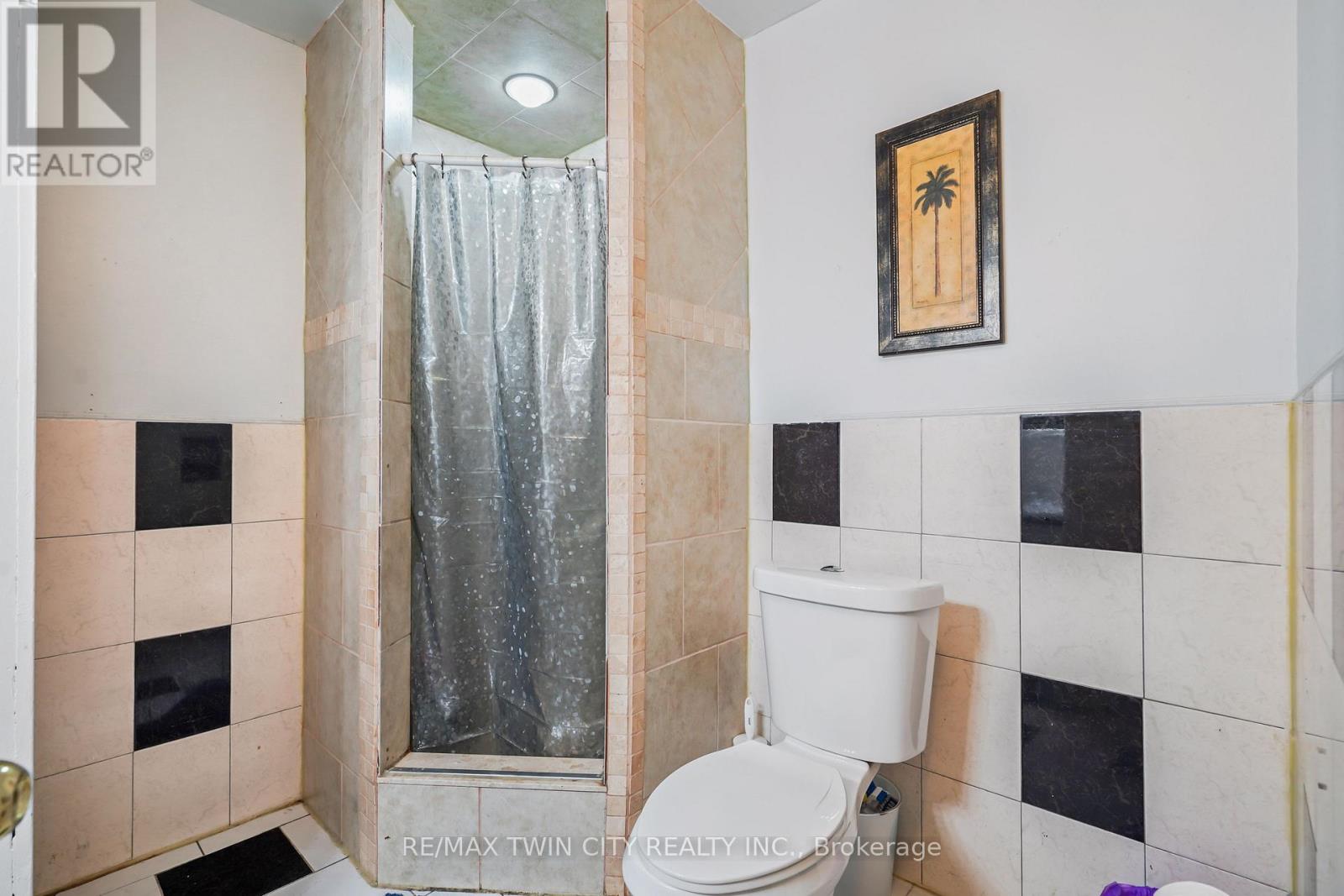 142 Marlborough Street Property Photo 26