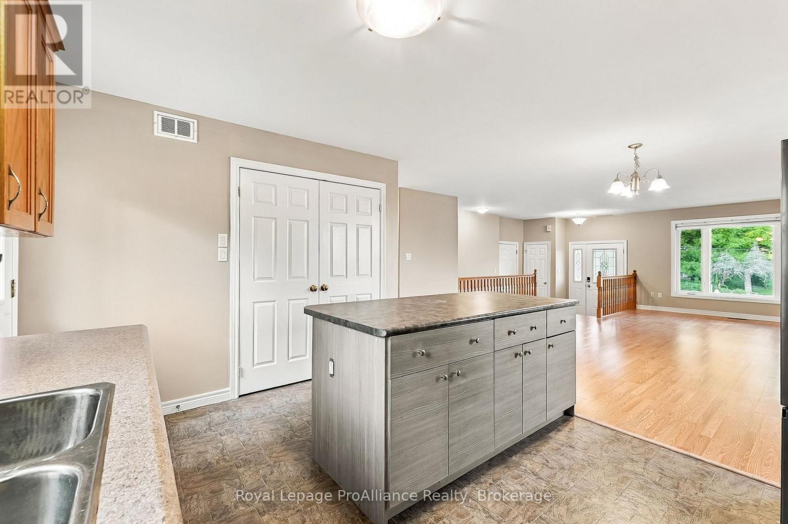 14 George Street Property Photo 16