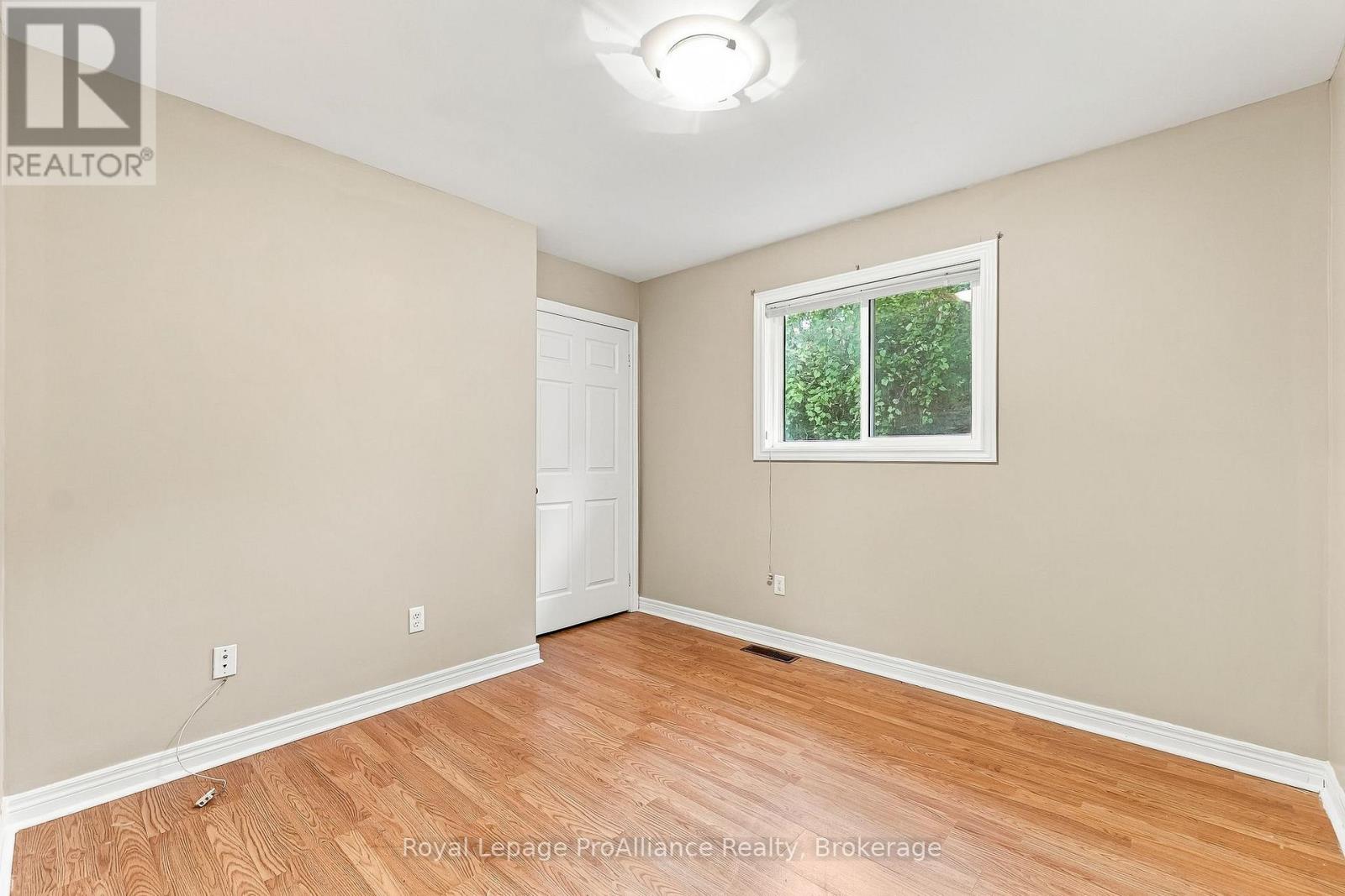 14 George Street Property Photo 23